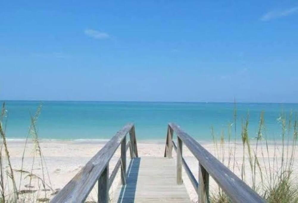 Charming Studio Unit Across From Lido Key Beach Sarasota Eksteriør bilde